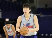 开云sport-辽宁队轻取新疆队，库里扛起全队