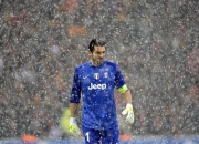 开云体育登录-步行者力克尼克斯晋级引爆季后赛，英格拉姆满分表现成赛场焦点