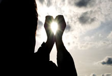 开云体育入口-北境流星与蓝色铁幕，蒂亚戈闪耀破晓，尤文战术冰封几内亚