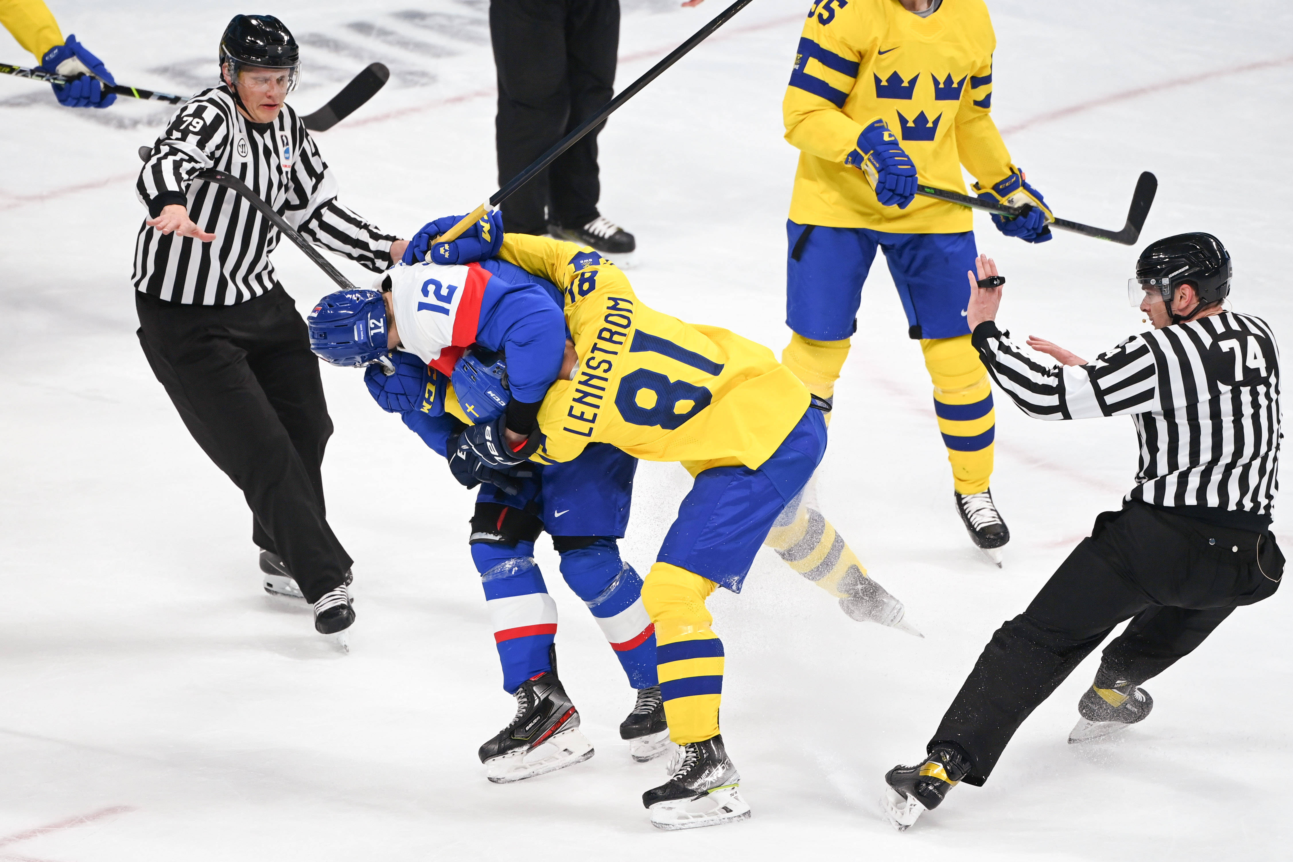 关于斯洛伐克队在困苦时刻咬牙坚持，不轻言放弃.的信息