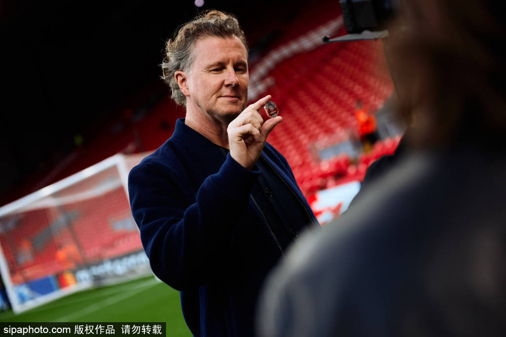 利物浦憾失欧冠资格令球迷失望