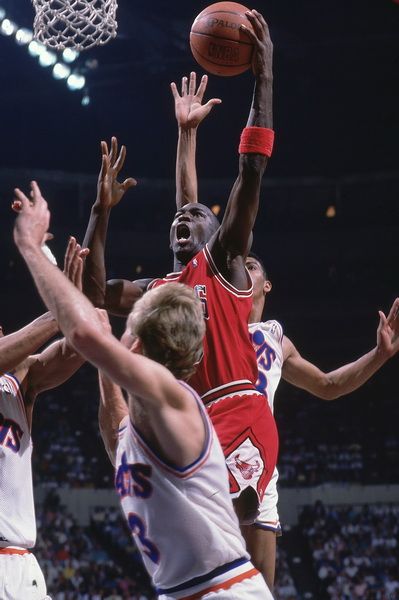 回顾竞猜热点经典时刻：传奇再现的简单介绍