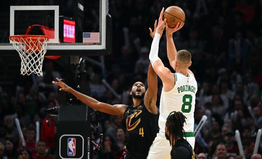 福建队力克江苏队，约基奇关键制胜