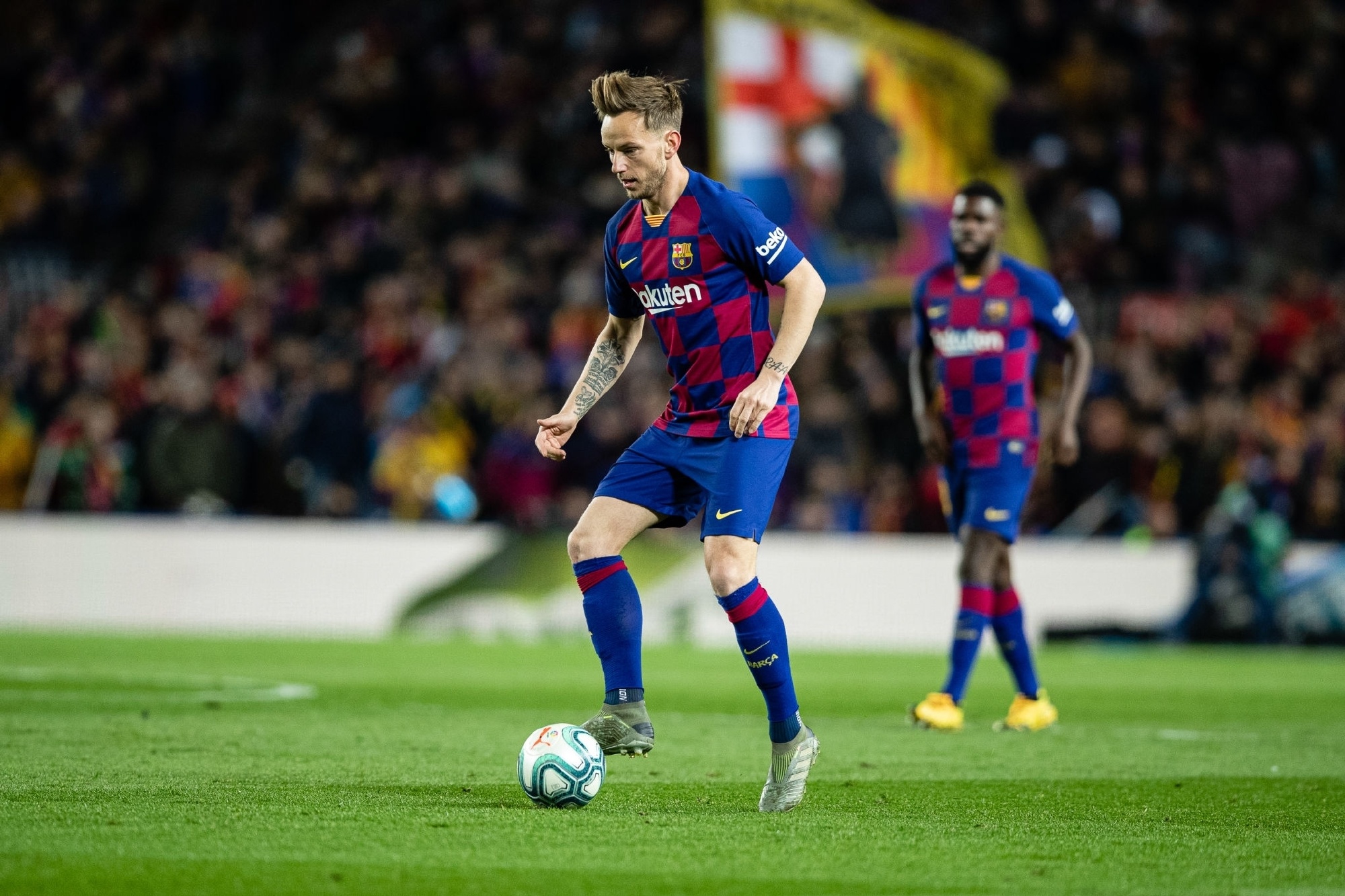 格拉纳达全取三分，豪取连胜