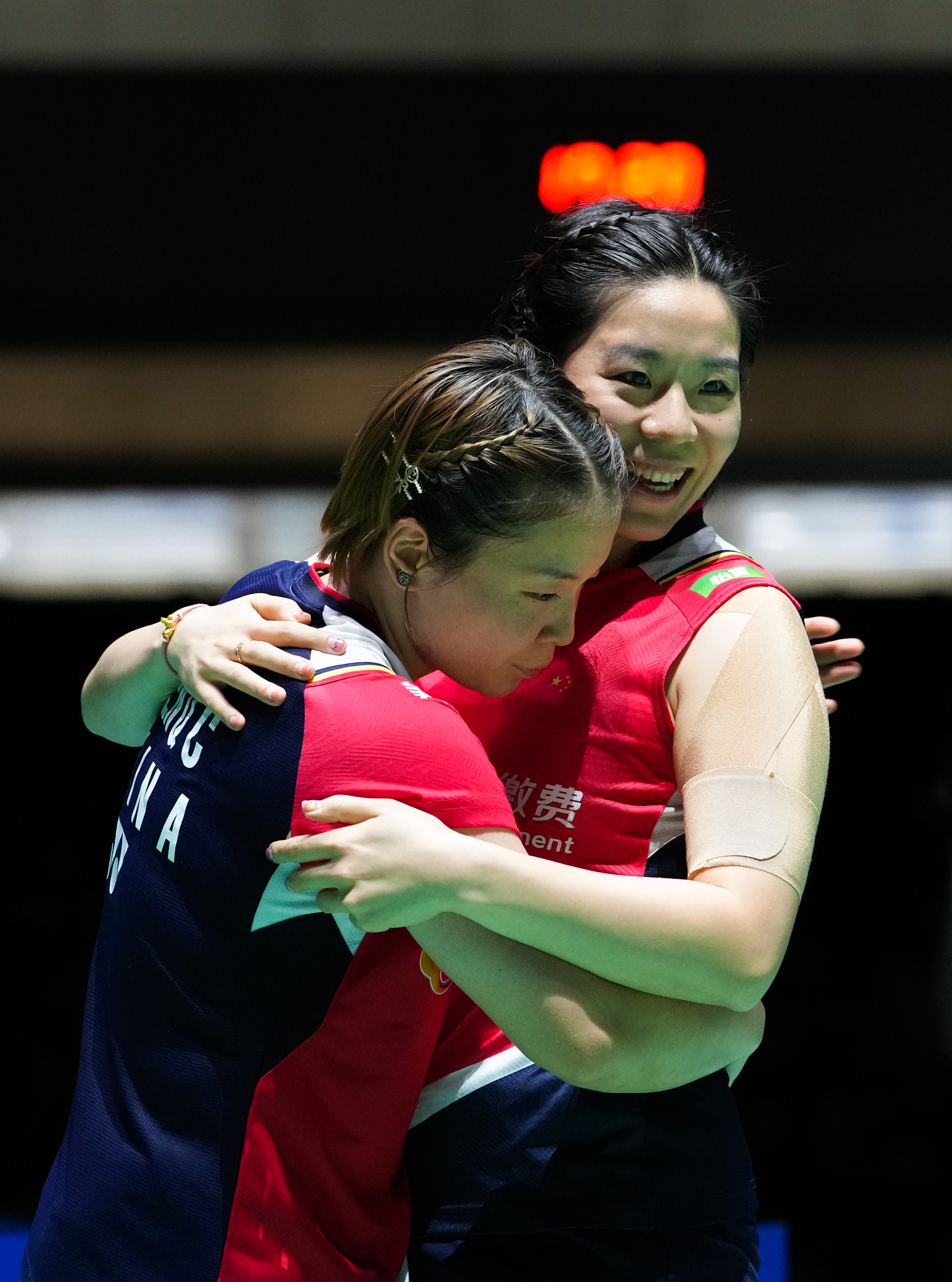 中国队横扫韩国队,陈雨菲惊艳四座 中国队横扫韩国队,陈雨菲惊艳四座