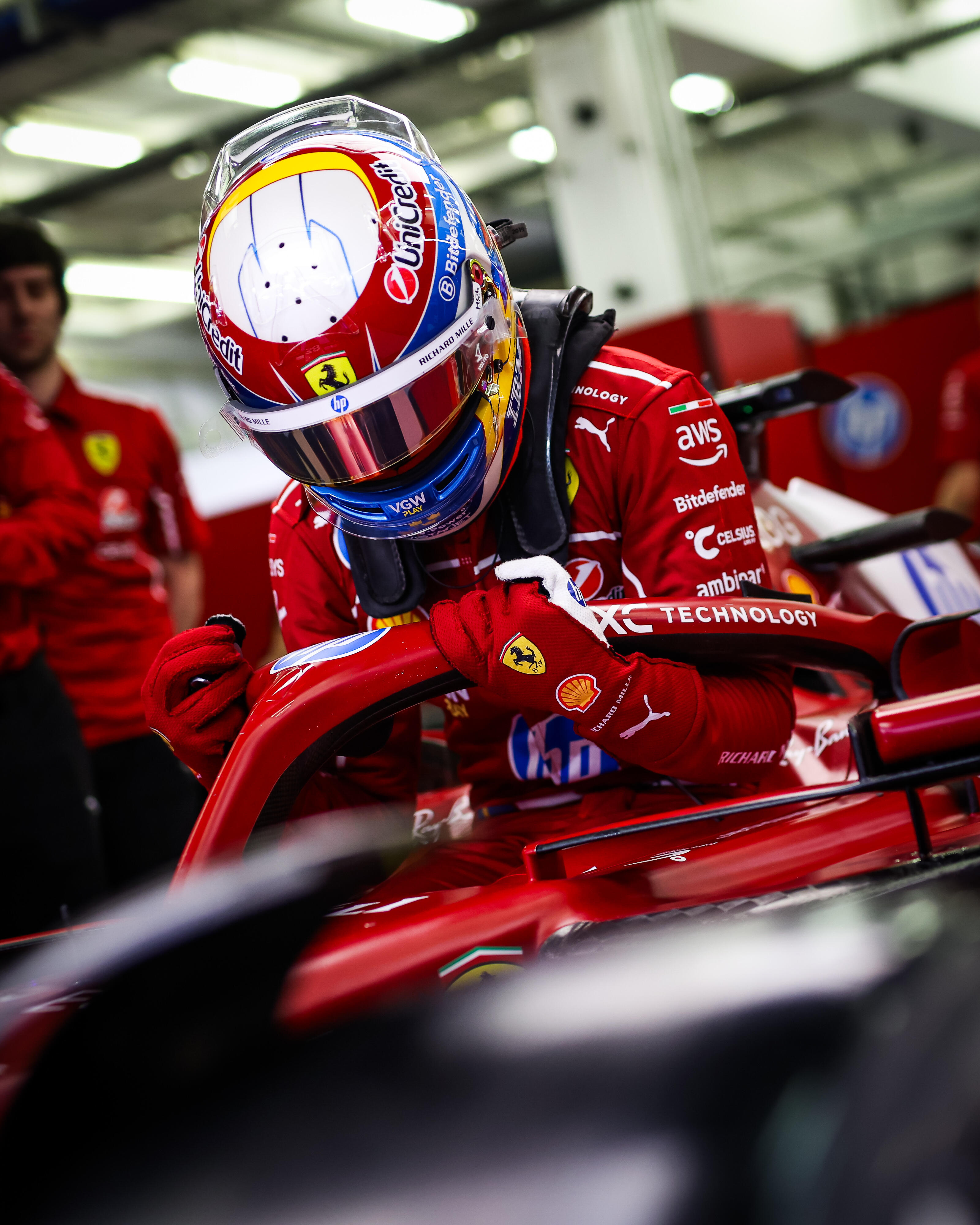 红牛车队翻盘法拉利,诺里斯点燃赛场 红牛车队翻盘法拉利,诺里斯点燃赛场