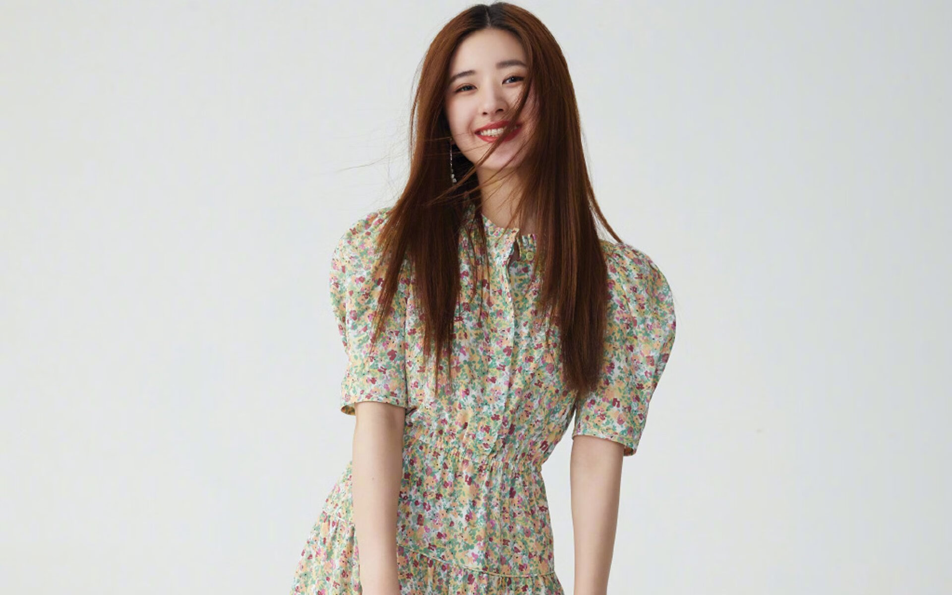 沙漠热浪席卷绿茵,努涅斯单骑破阵,卡塔尔轻取奥地利写下亚洲足球新注脚