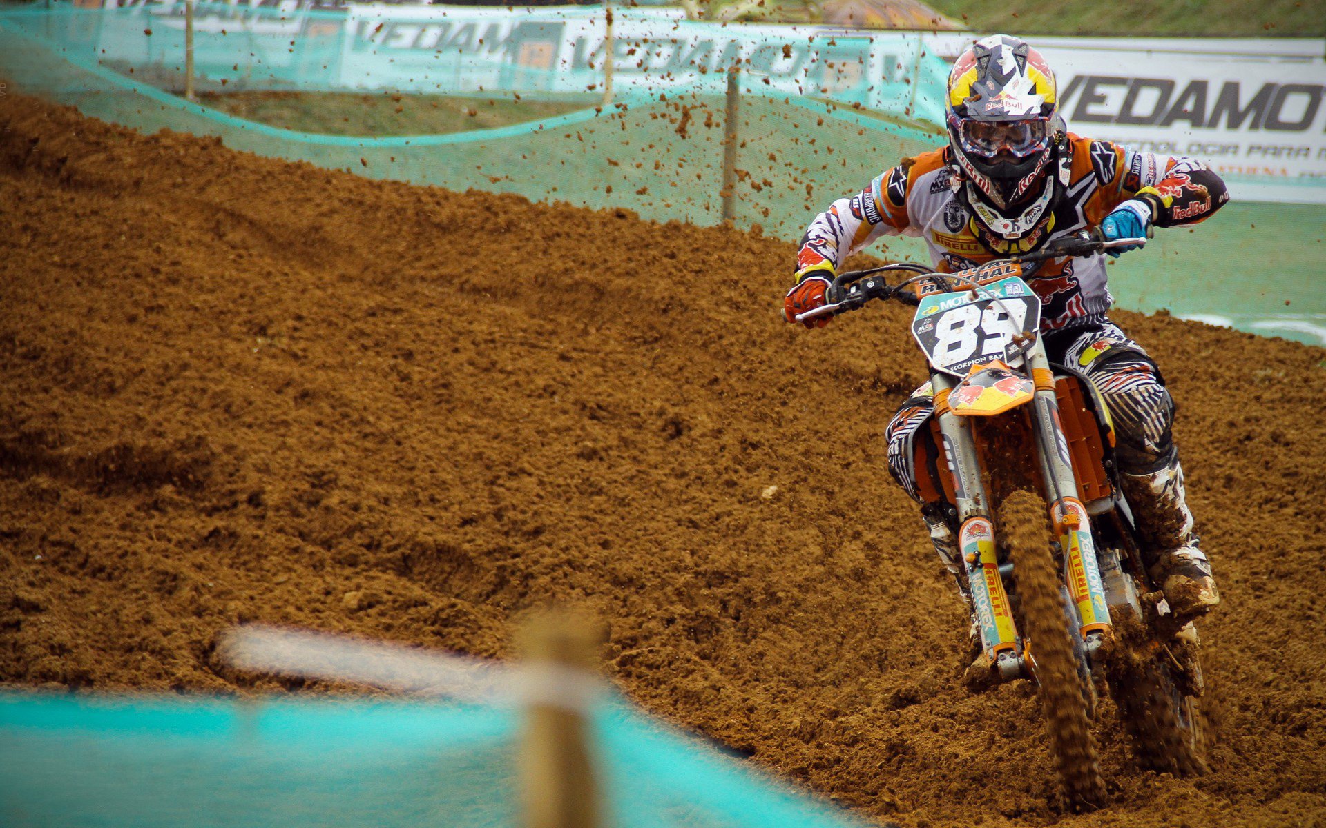 压力熔炉，从三狮军团的碾压，到奥纳纳的淬火重生